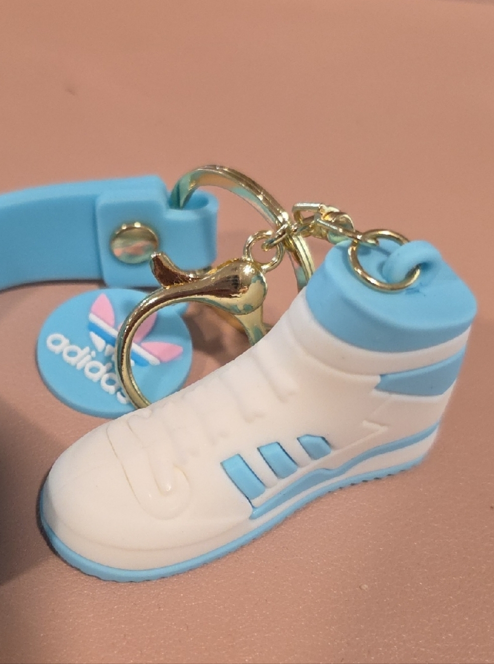 👟 Blindbox Sneaker Keyring - Picture 2 of 5